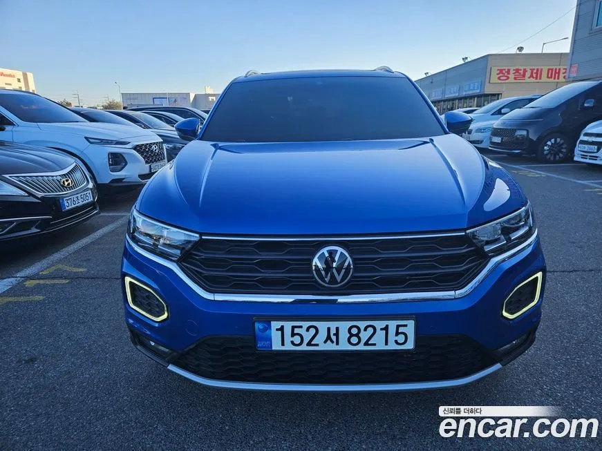 Volkswagen T-Roc — фото 9