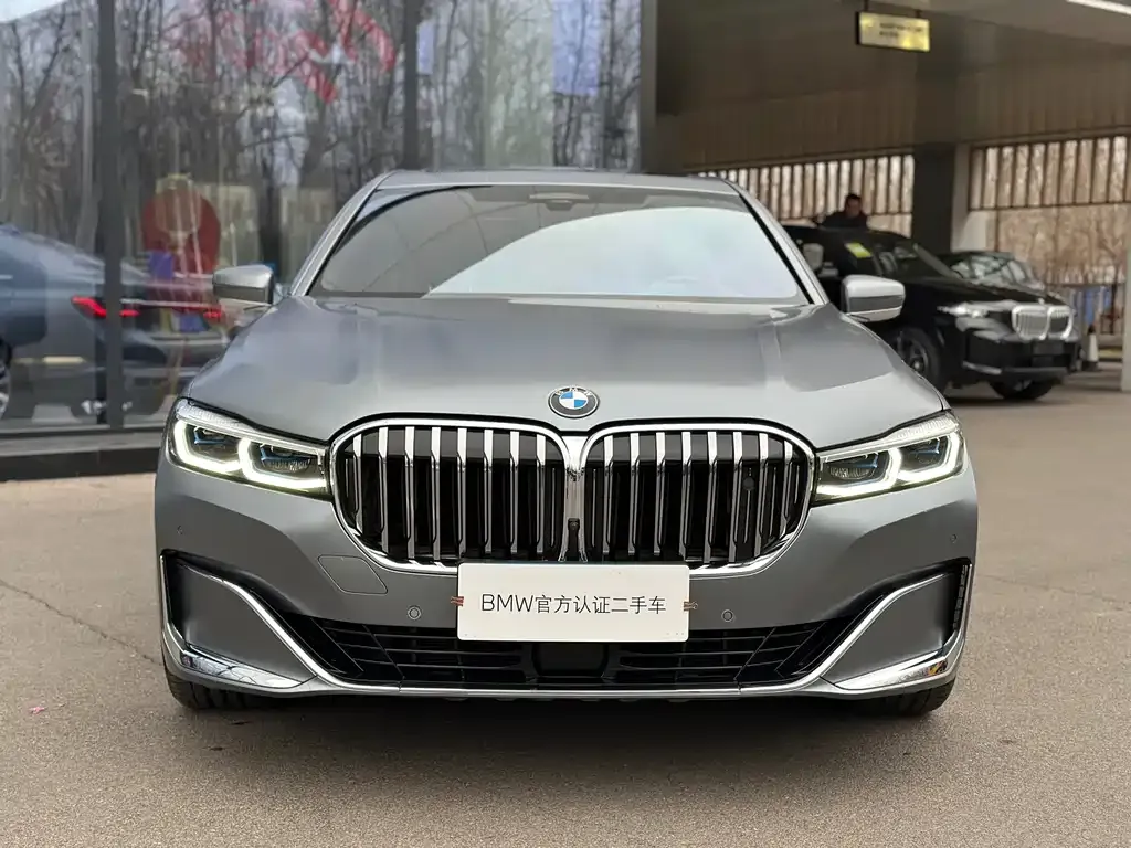 BMW 7 Series — фото 5