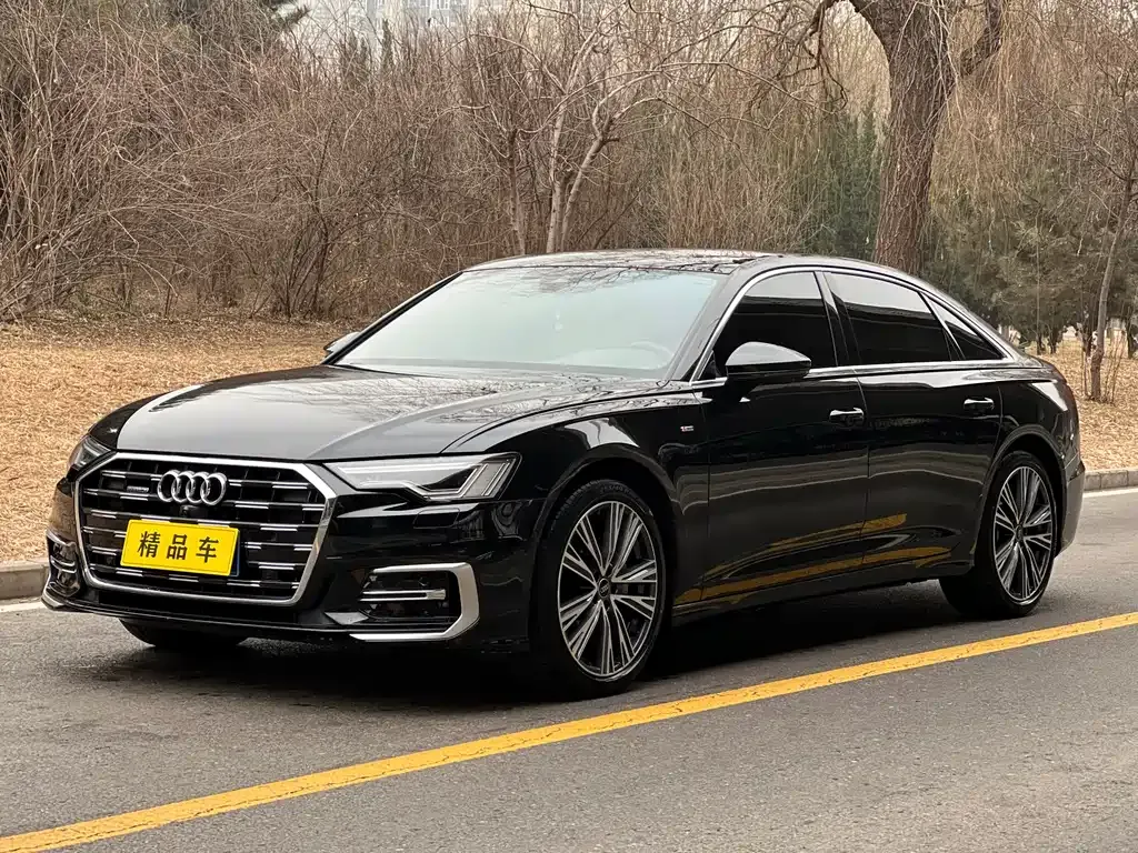 Audi A6L — фото 1