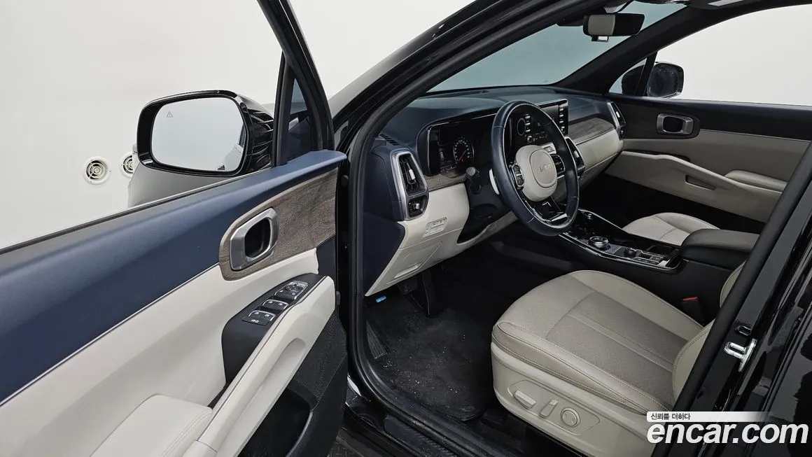 Kia Sorento — фото 10
