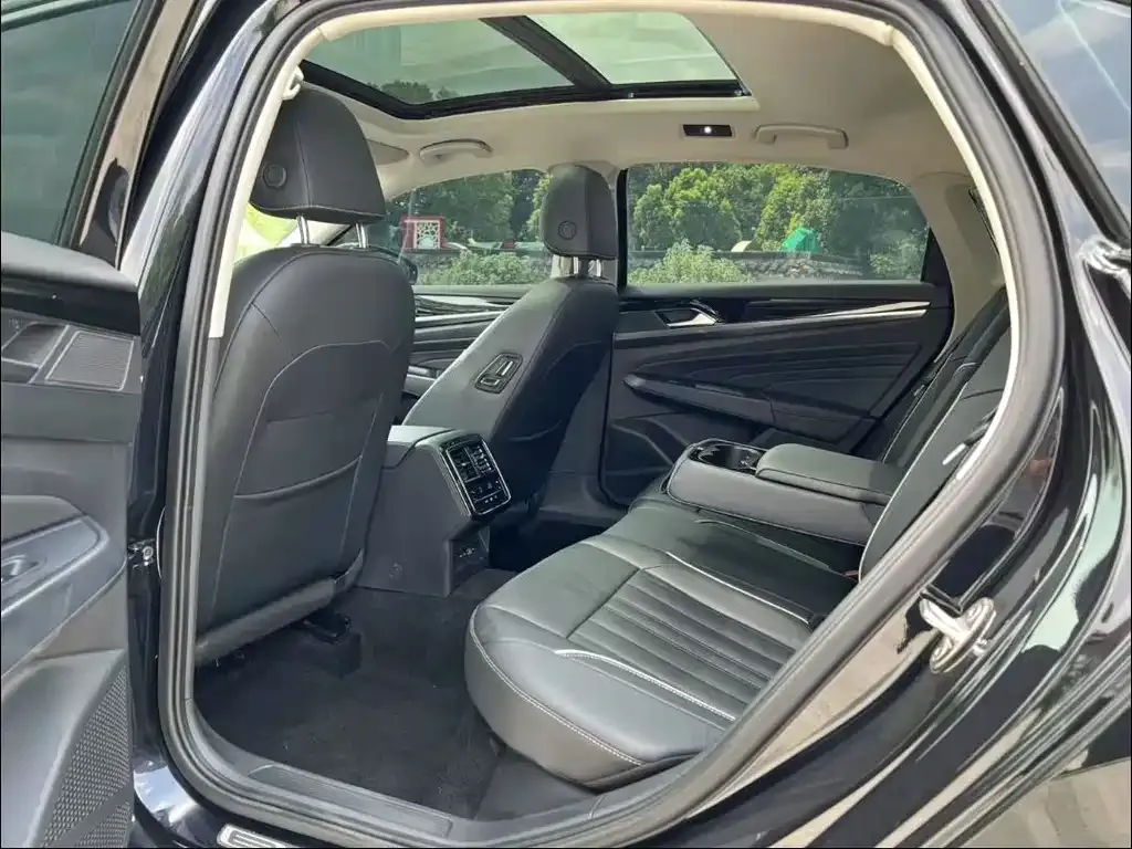 Volkswagen Passat — фото 5