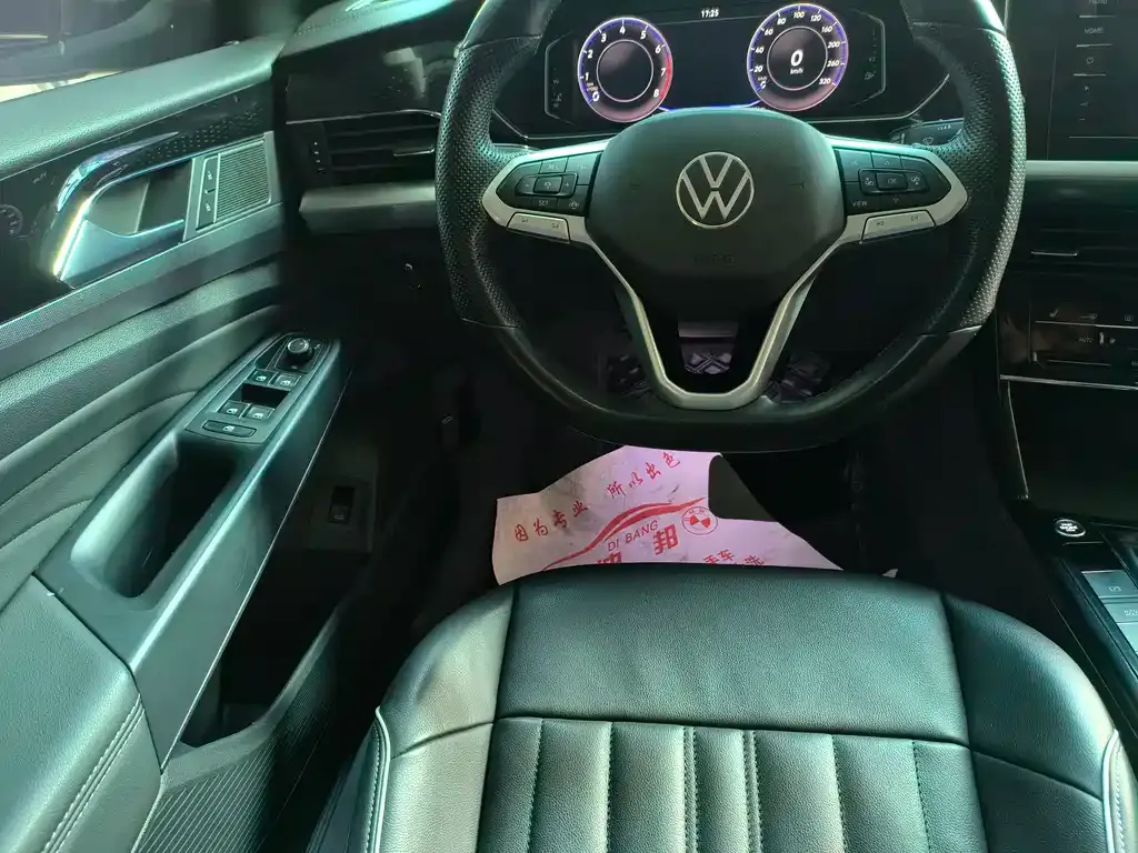 Volkswagen Passat — фото 8
