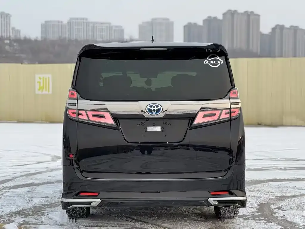 Toyota Vellfire — фото 9