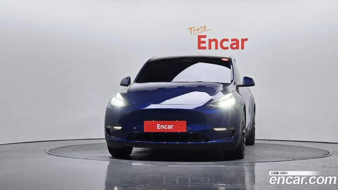 Tesla Model Y — фото 3