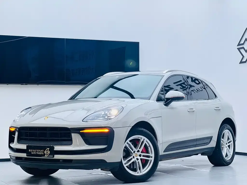 Porsche Macan — фото 1