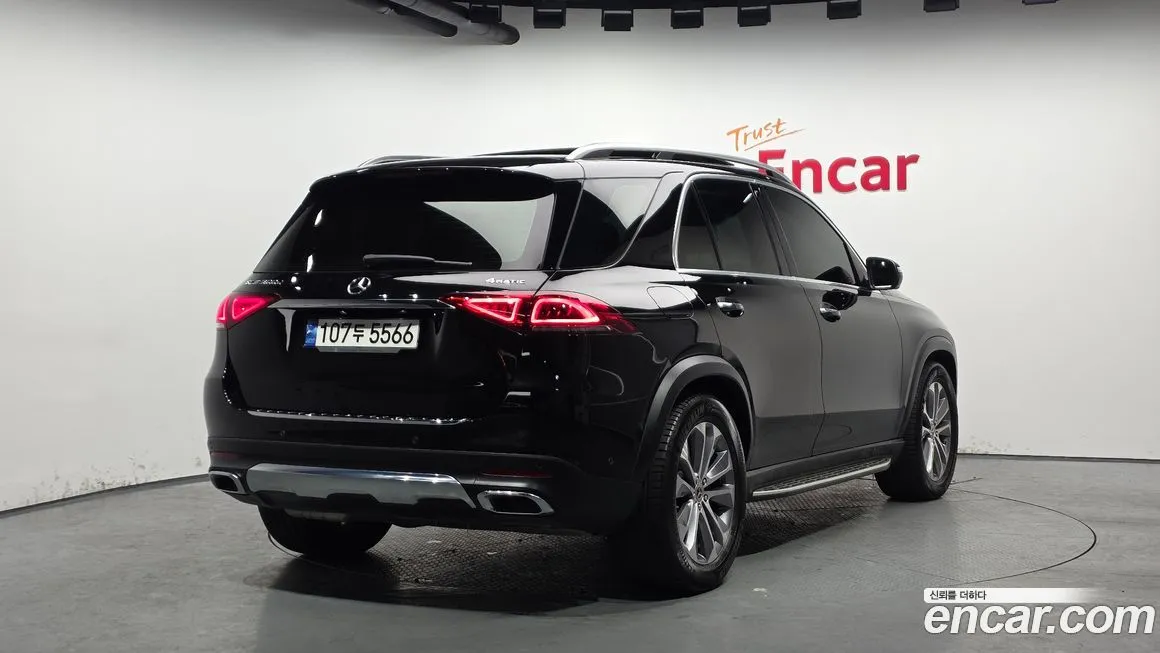 Mercedes-Benz GLE-Class — фото 5
