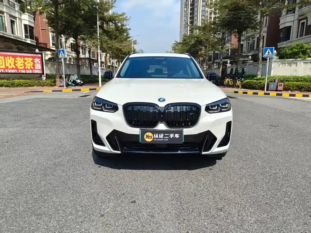 BMW iX3 — фото 1