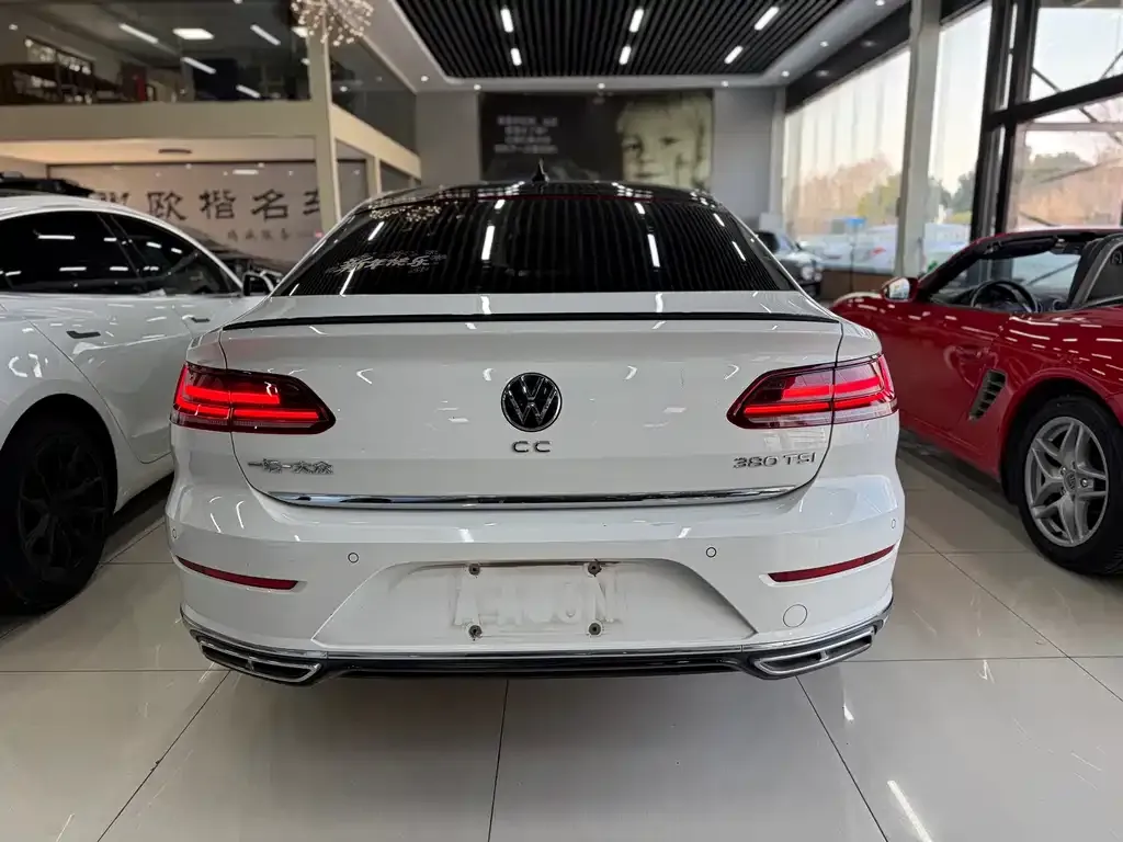 Volkswagen CC — фото 5