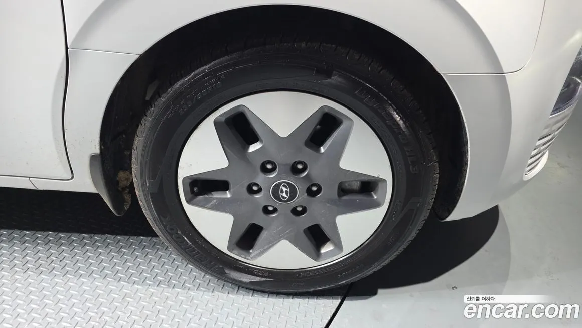 Hyundai Staria — фото 4