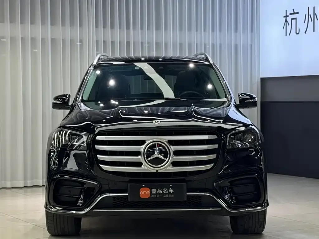 Mercedes-Benz GLS — фото 9