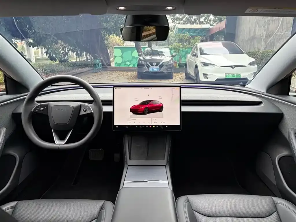 Tesla Model 3 — фото 5