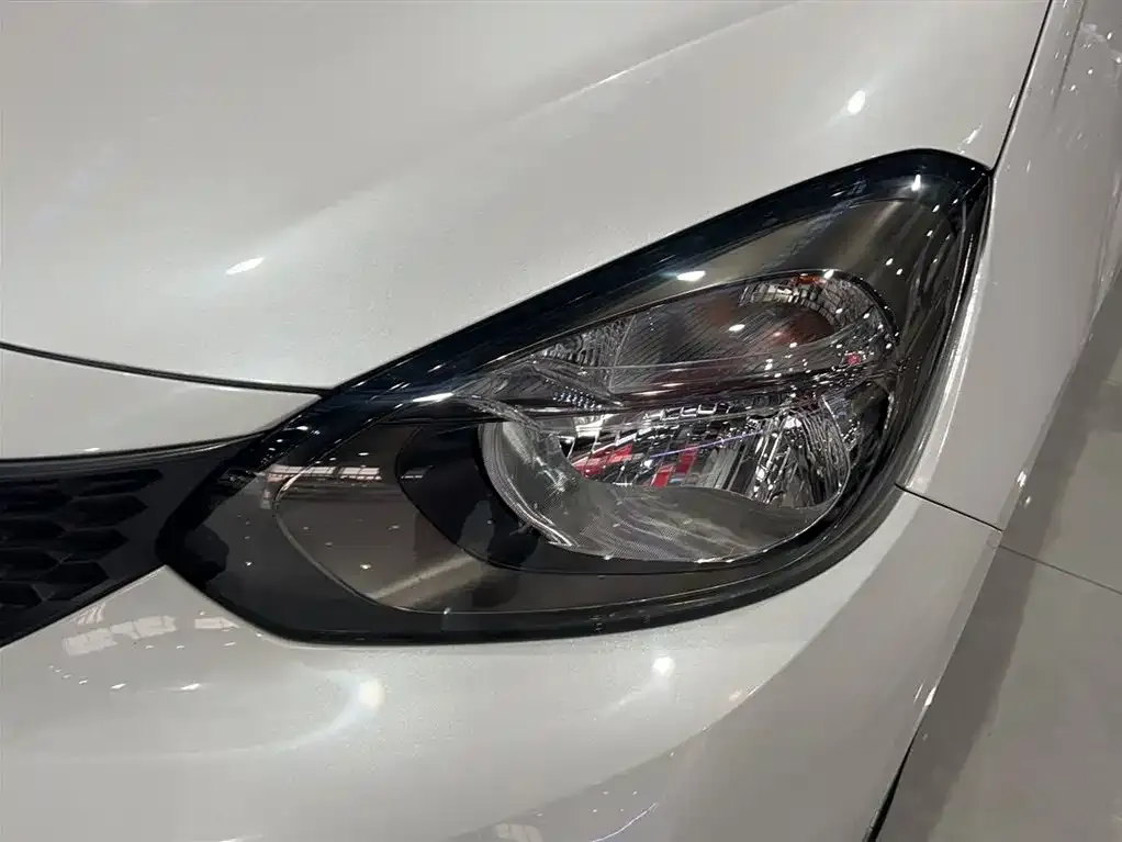 Honda Fit — фото 6