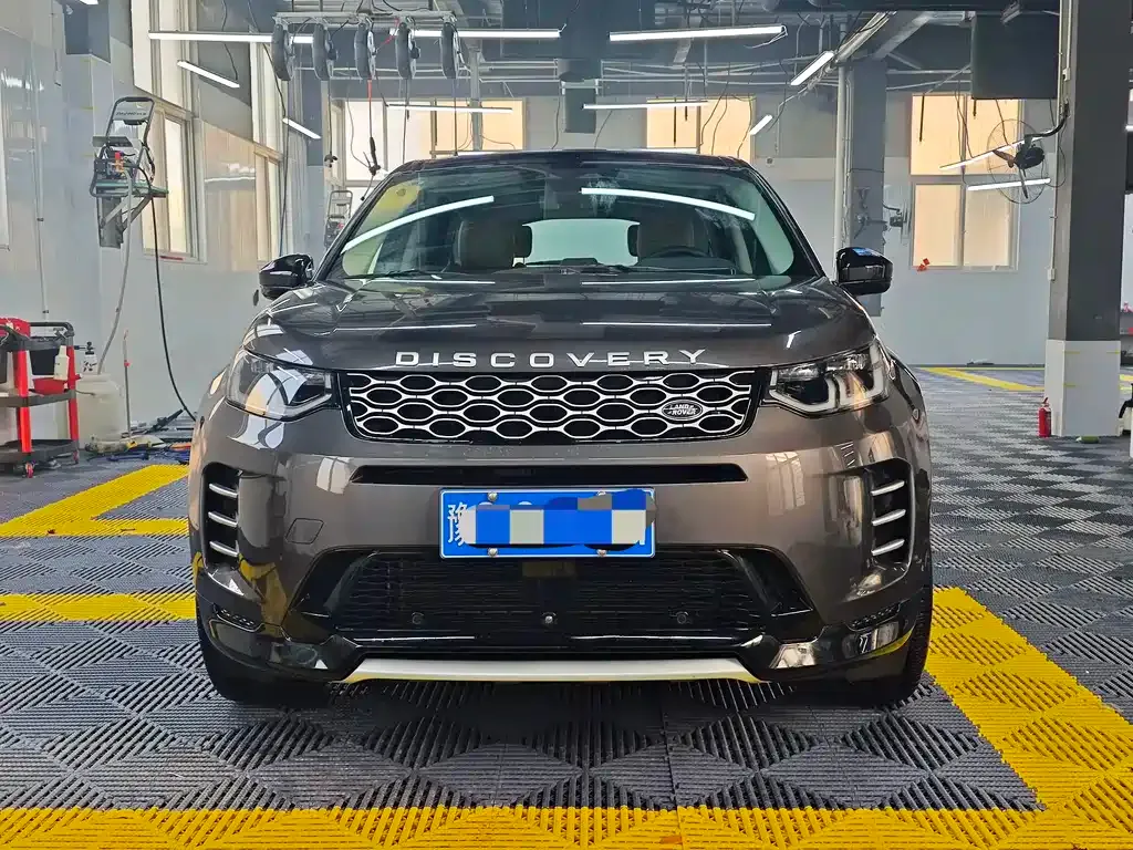 Land Rover Discovery Sport — фото 10