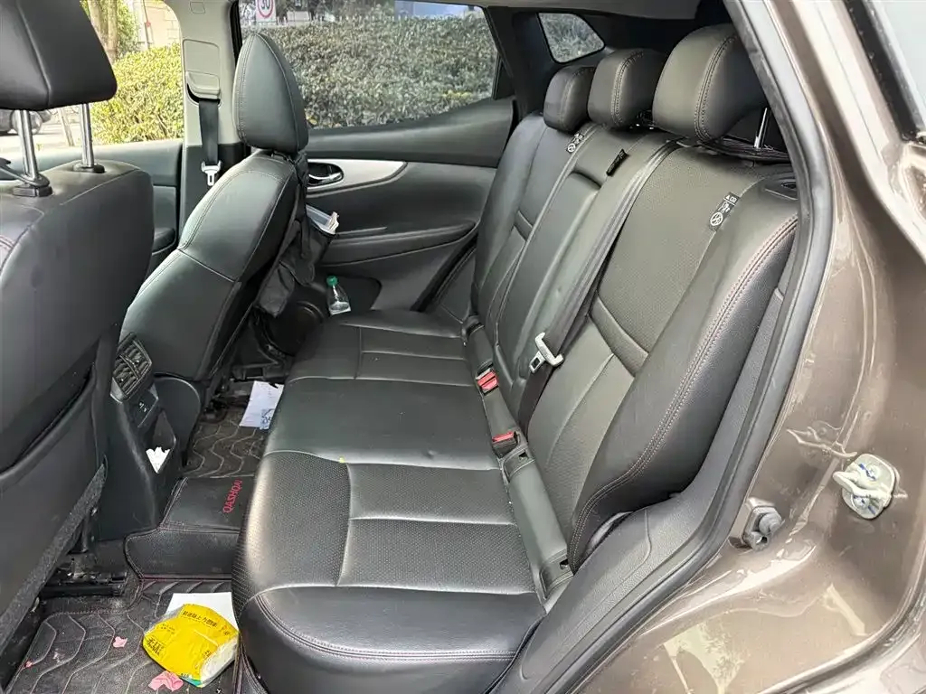 Nissan Qashqai — фото 4