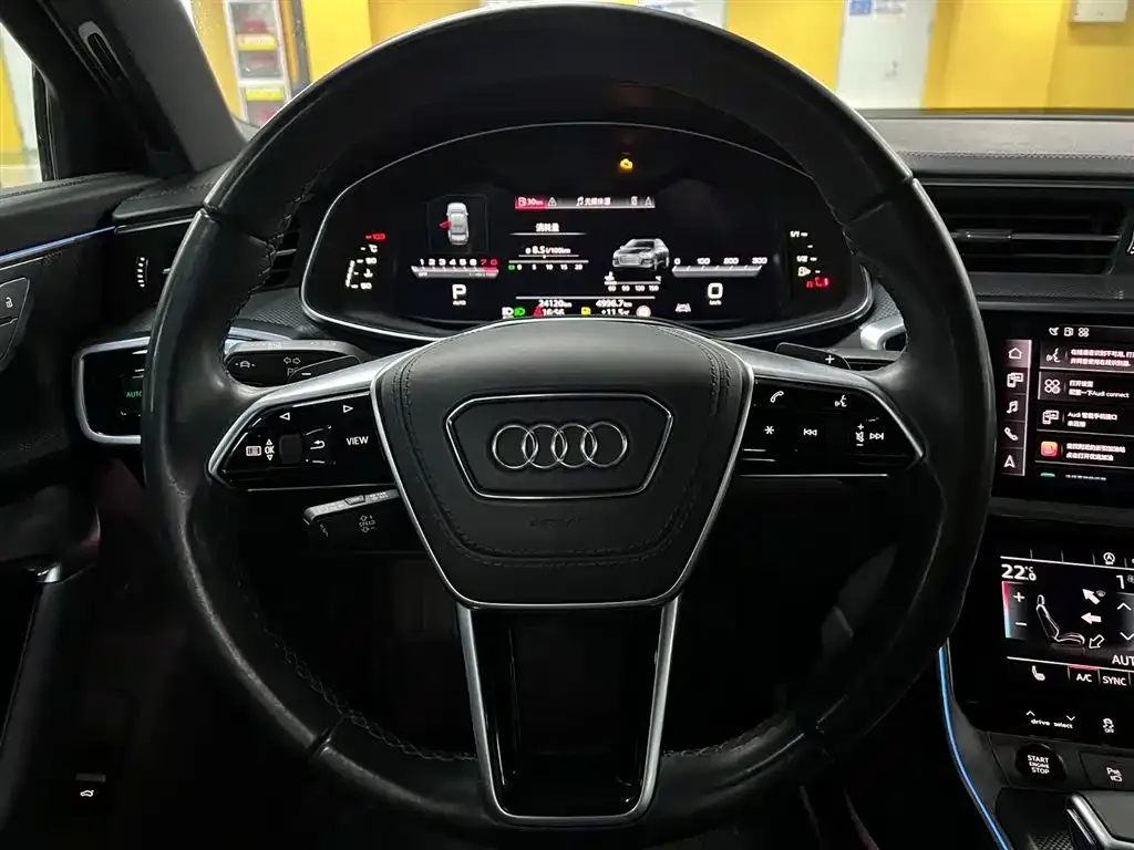 Audi A6L — фото 5