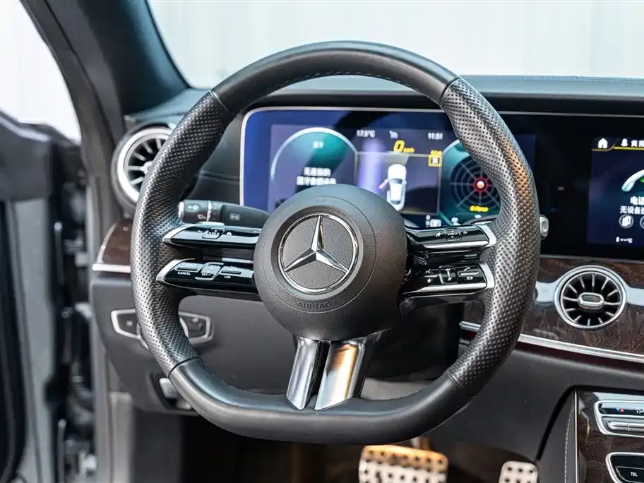Mercedes-Benz E-Class (Import) — фото 10