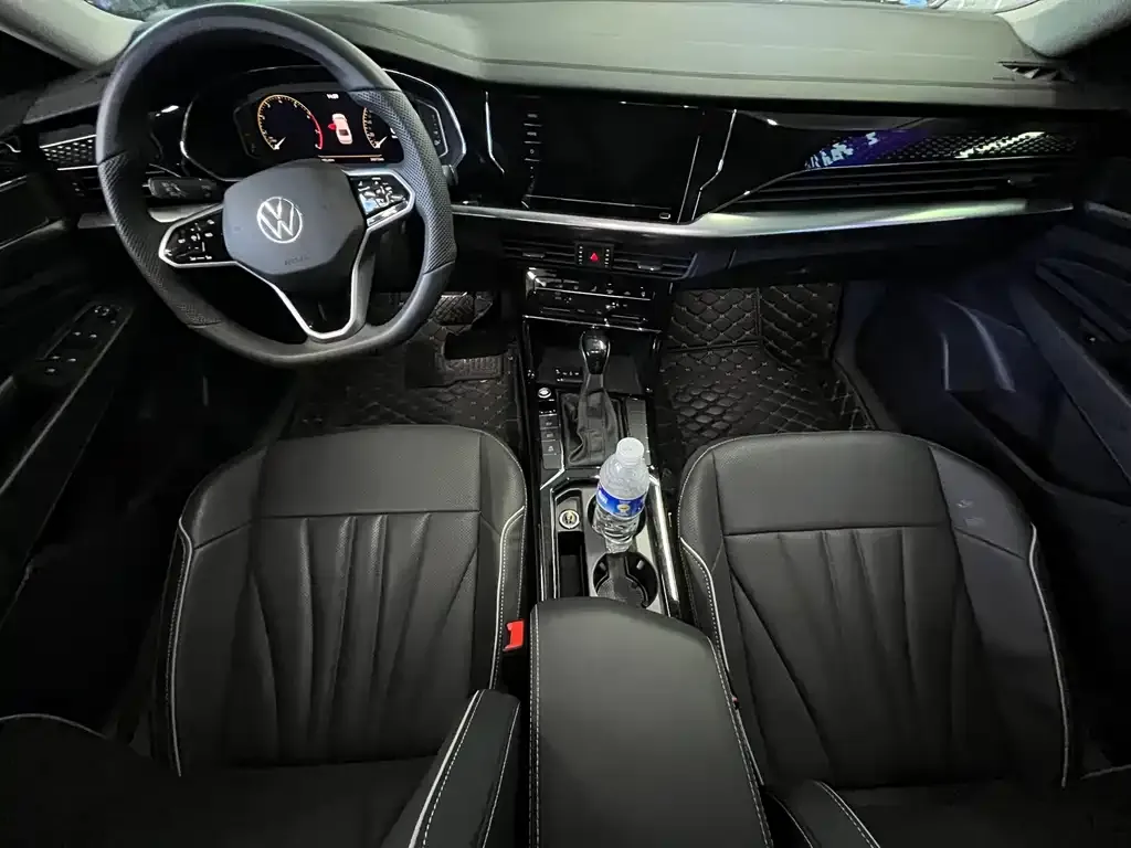 Volkswagen Passat — фото 4