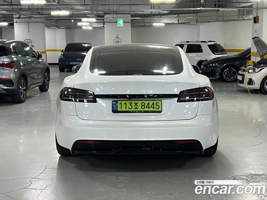 Tesla Model S — фото 9