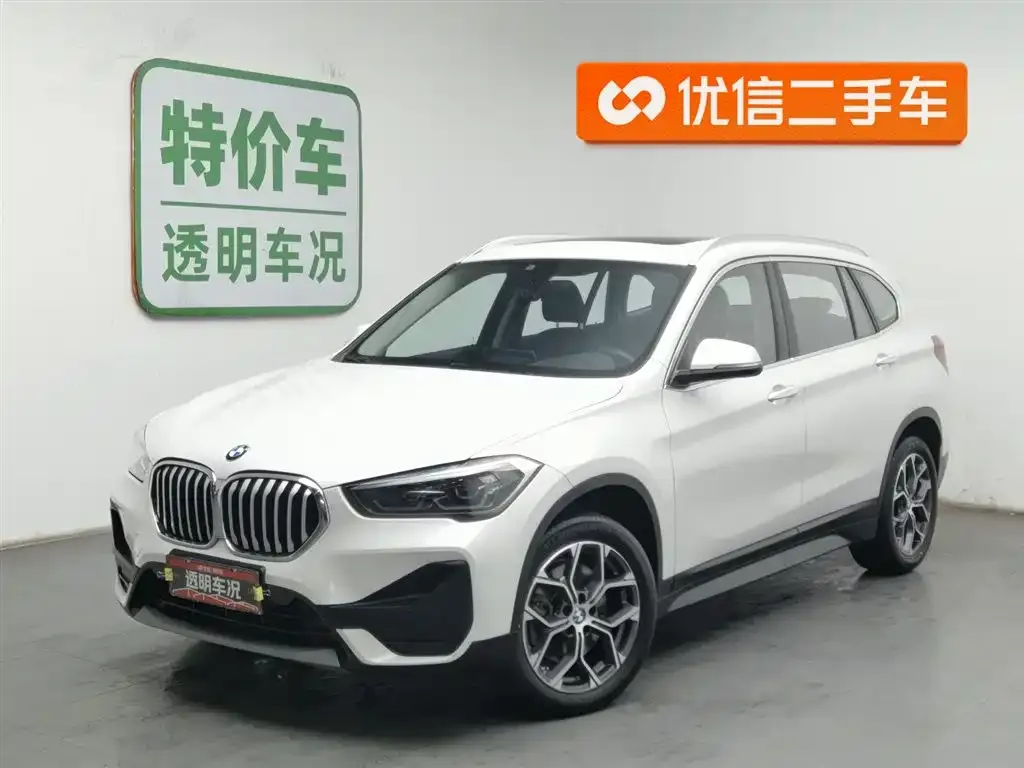 BMW X1 — фото 1