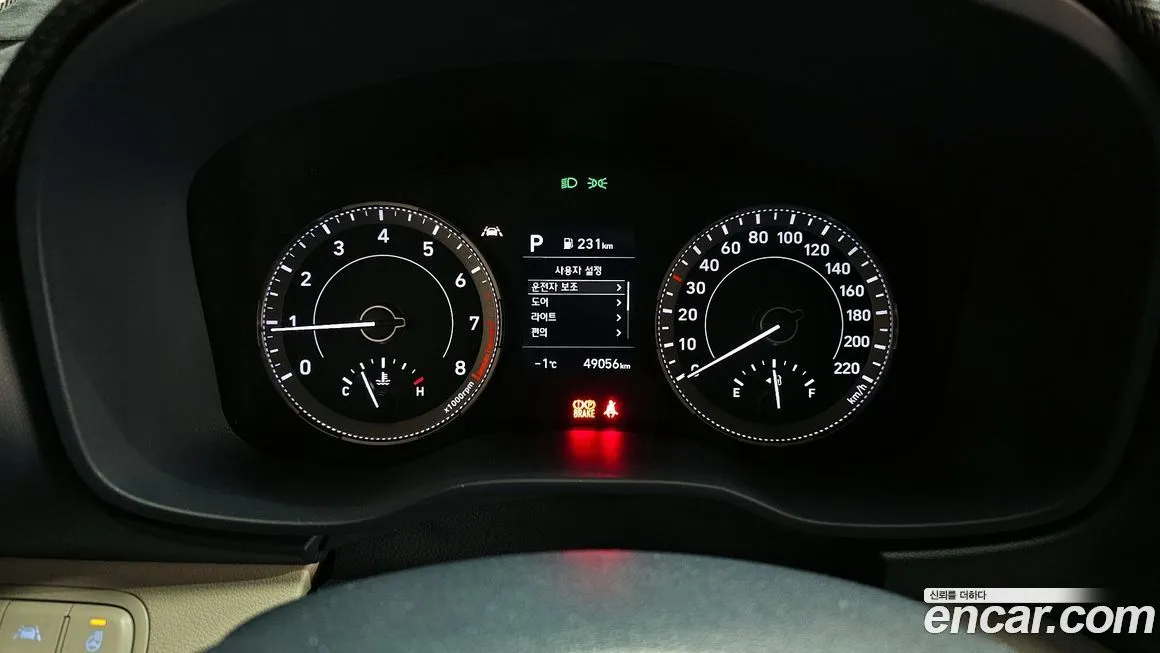 Hyundai Venue — фото 2