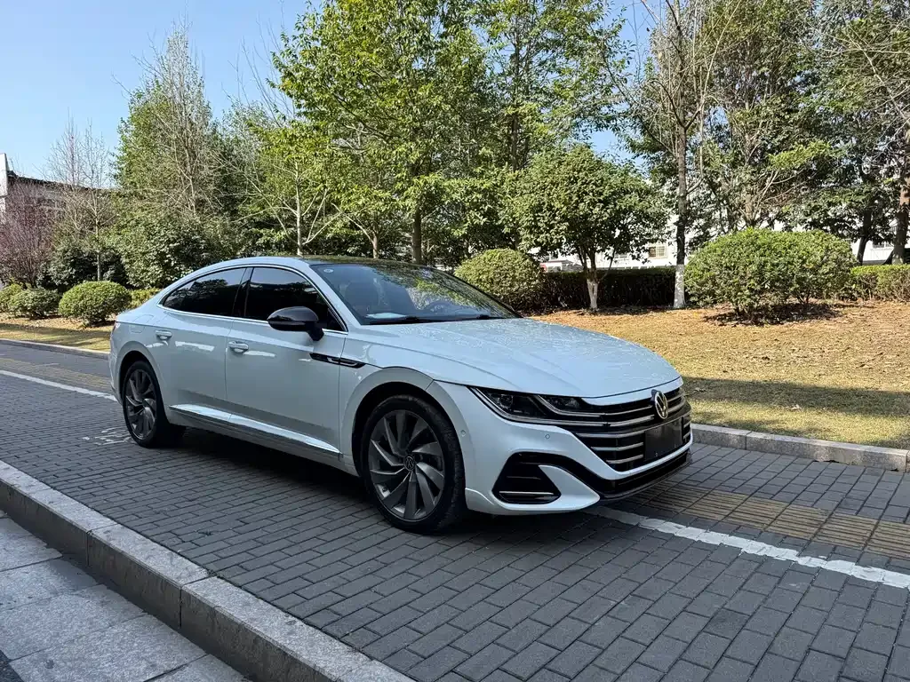 Volkswagen CC — фото 6