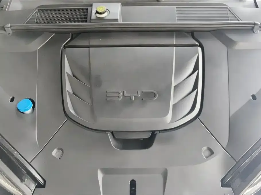 BYD Seal — фото 5