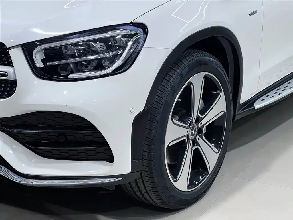 Mercedes-Benz GLC — фото 6