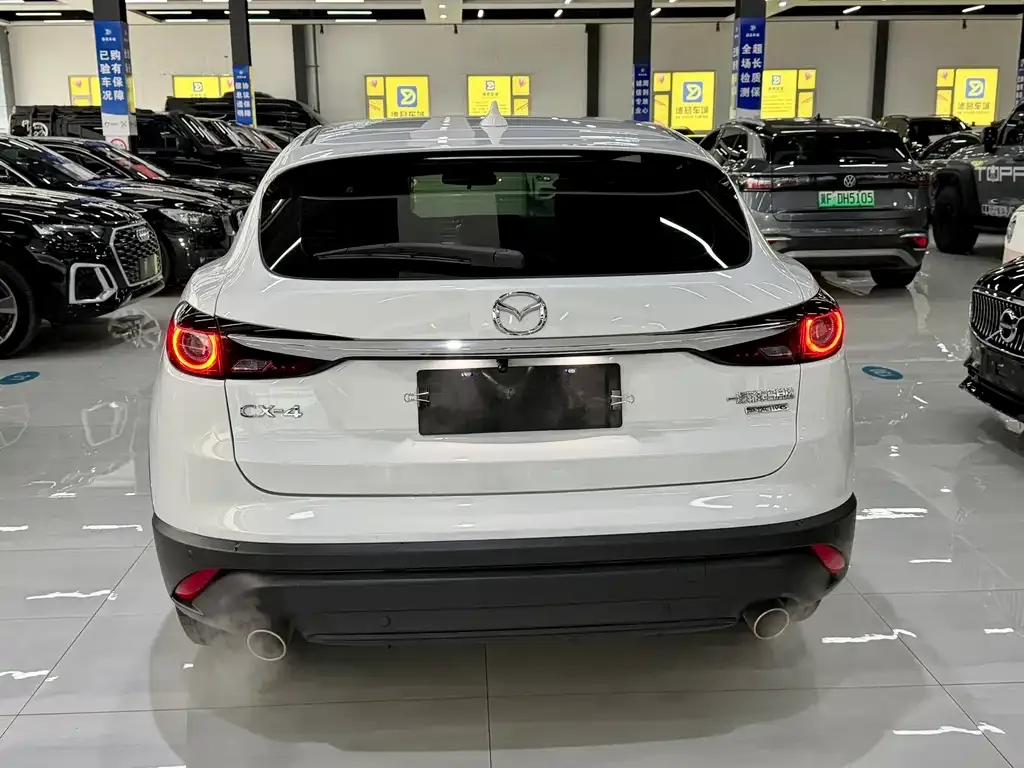 Mazda CX-4 — фото 7