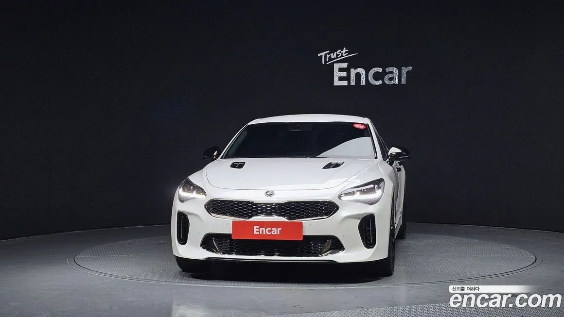 Kia Stinger — фото 8
