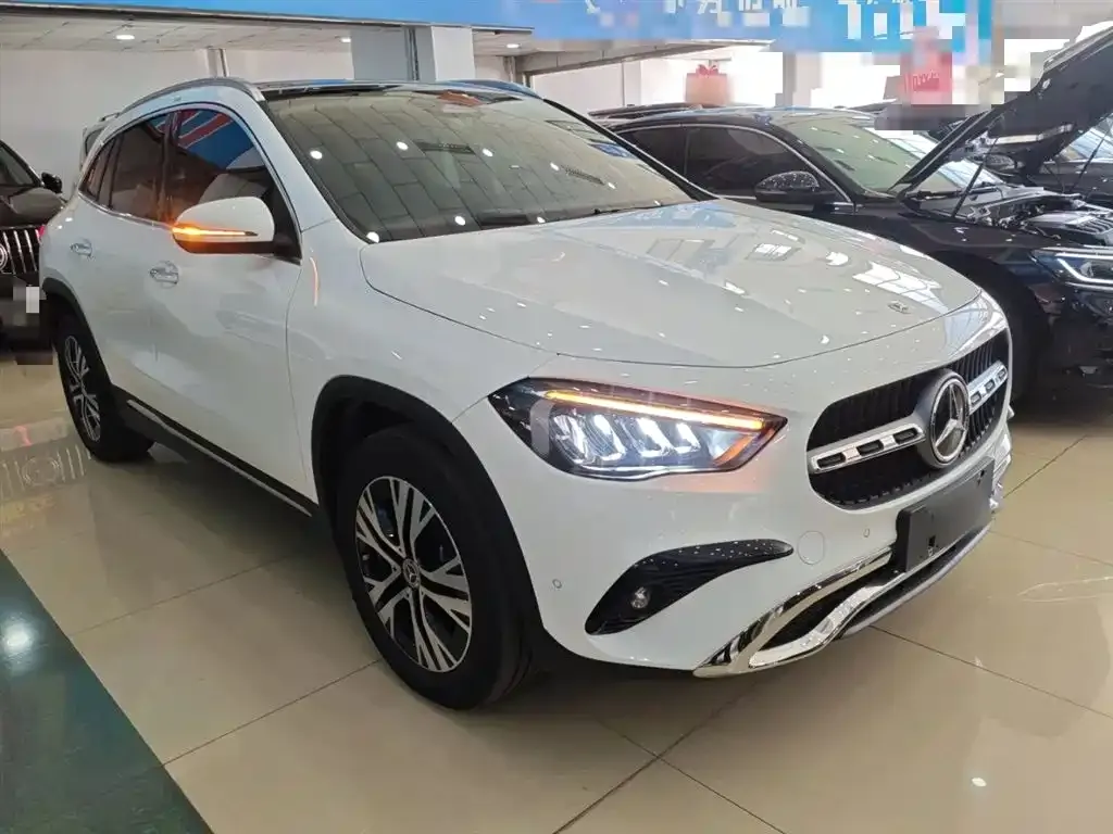 Mercedes-Benz GLA — фото 3