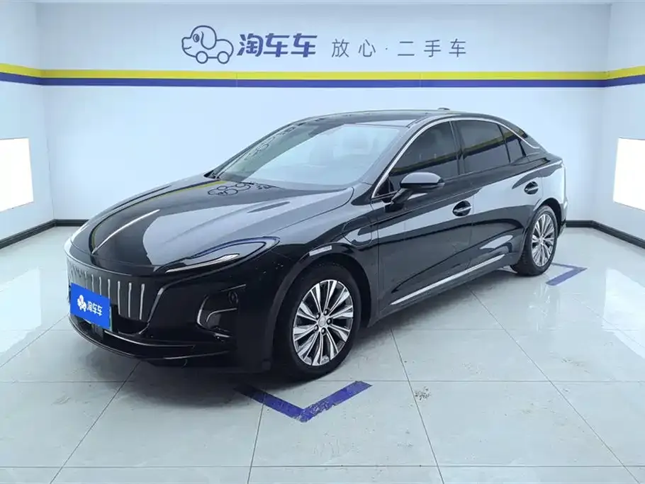 Hongqi E-QM5 — фото 1