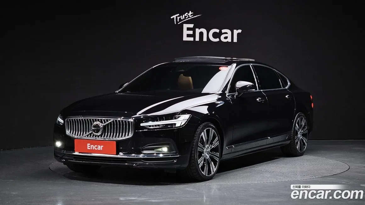 Volvo S90 — фото 1