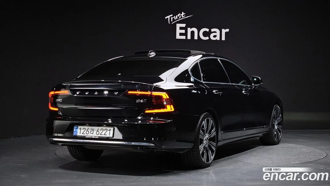 Volvo S90 — фото 5