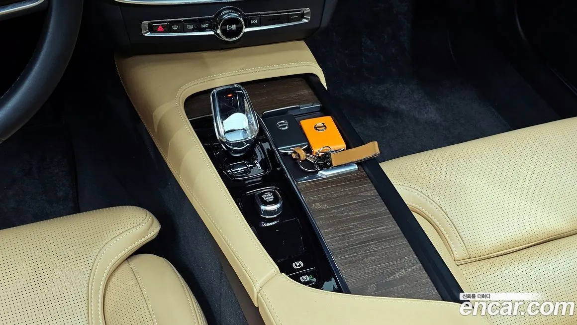 Volvo S90 — фото 10