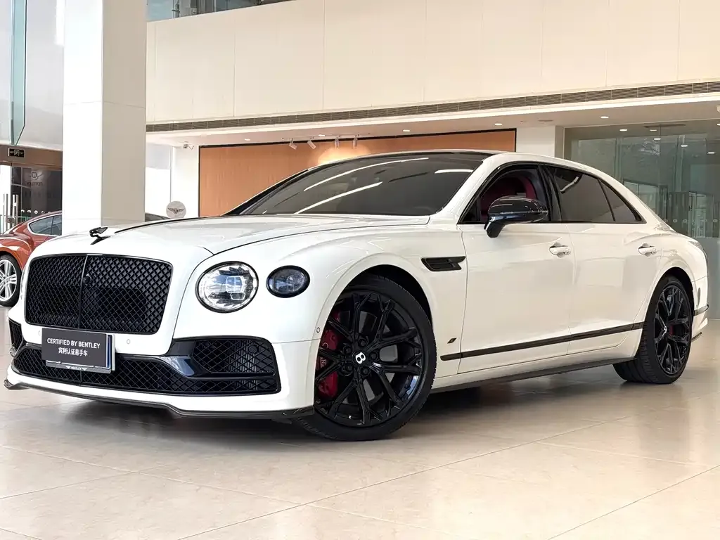 Bentley Flying Spur — фото 1
