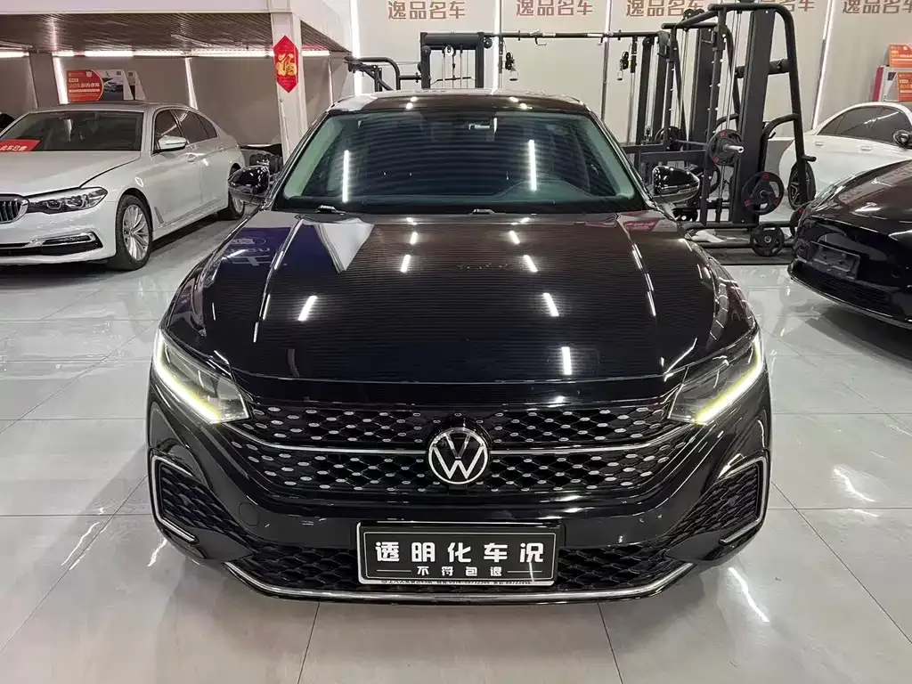 Volkswagen Passat — фото 6