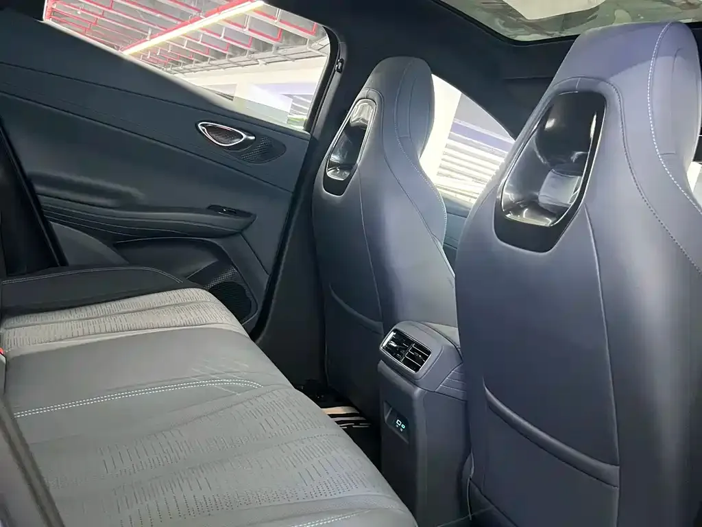 BYD Seal 06GT — фото 8