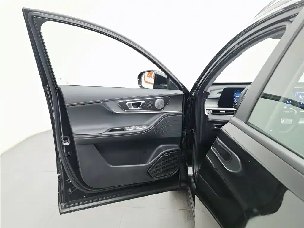 Chery Tiggo 8 PRO — фото 10