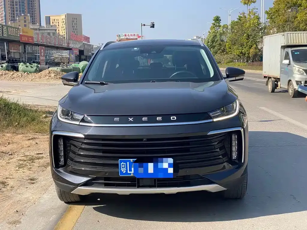 Exeed Lingyun — фото 7