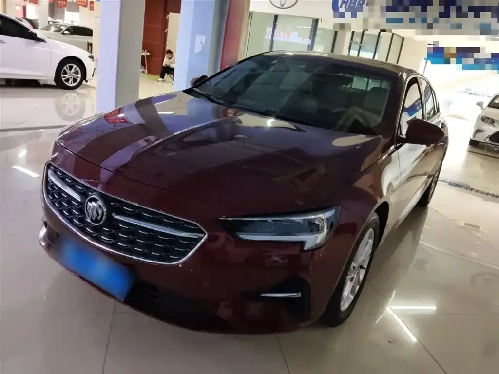 Buick Regal — фото 1