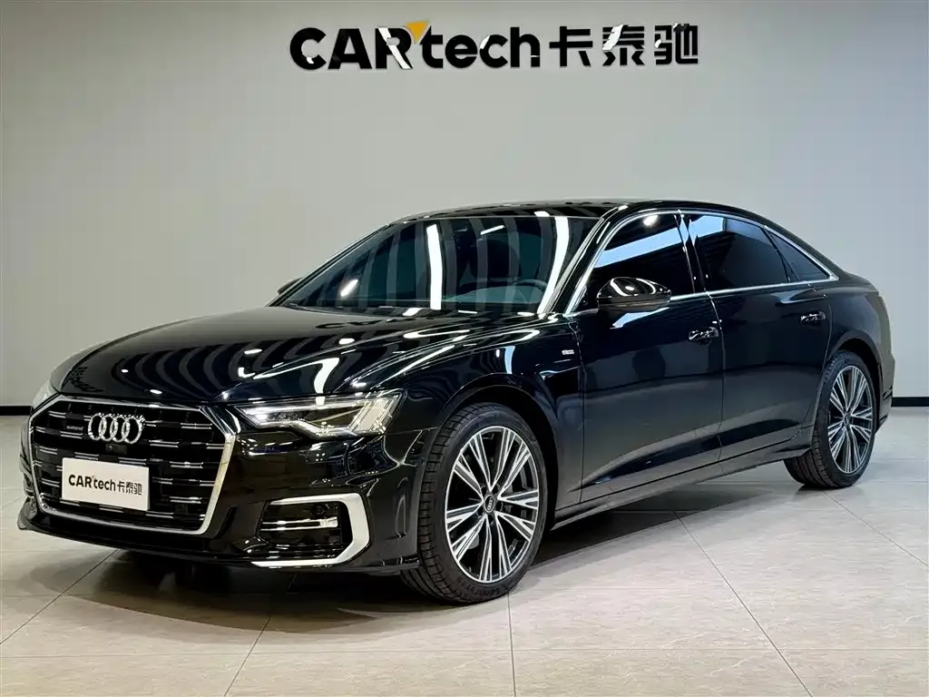 Audi A6L — фото 1