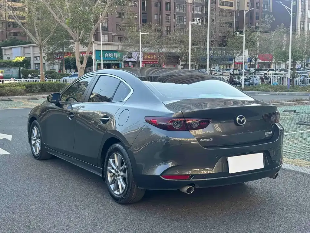 Mazda 3 Axela — фото 2