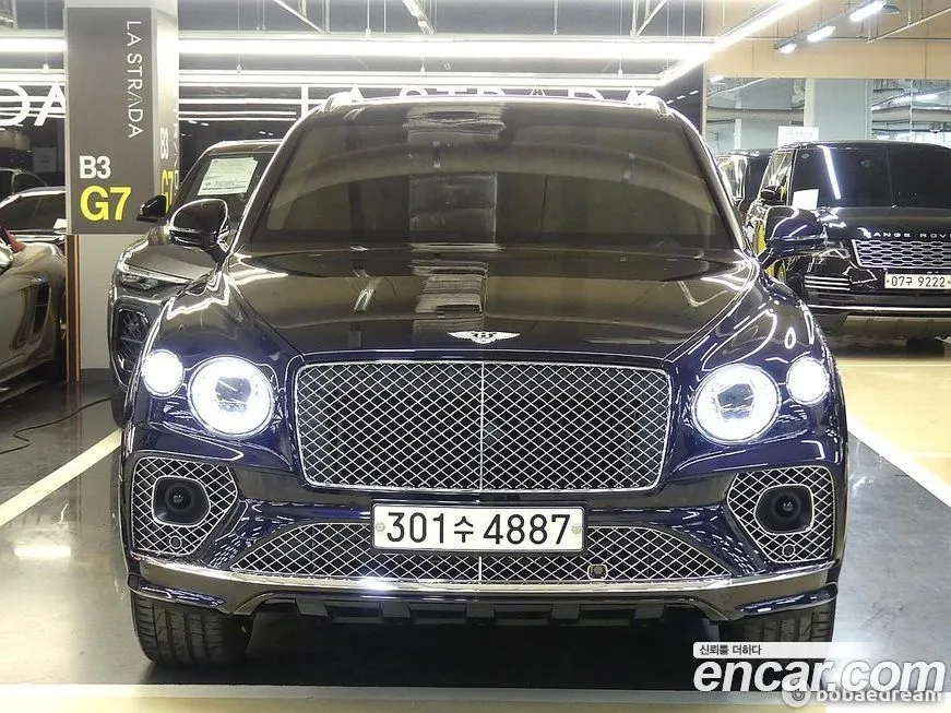 Bentley Bentayga — фото 1
