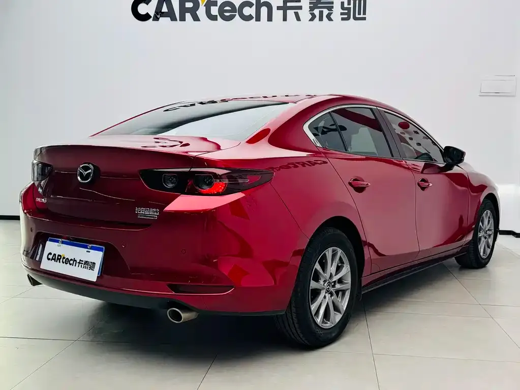 Mazda 3 Axela — фото 6