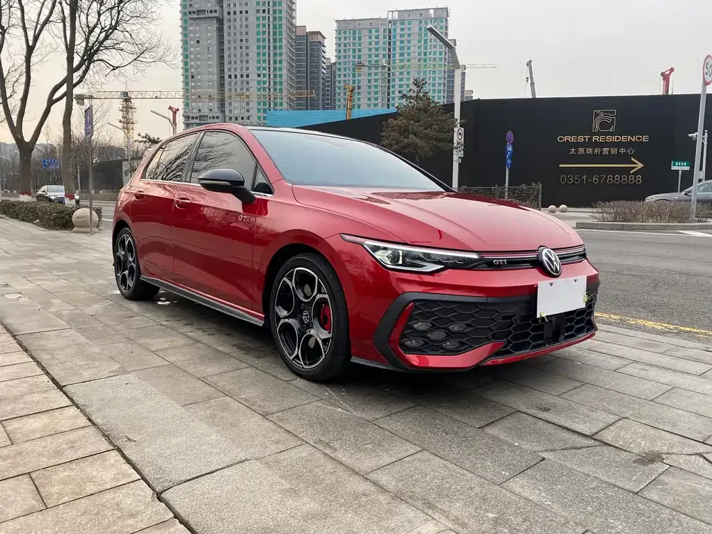 Volkswagen Golf GTI — фото 4