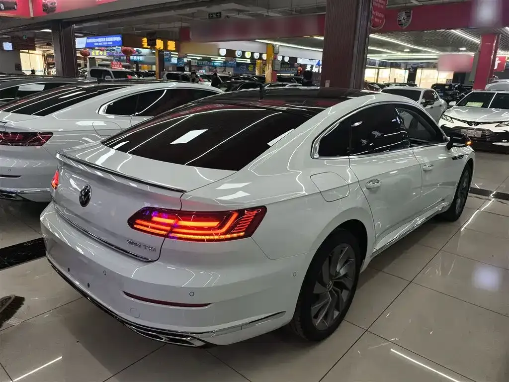 Volkswagen CC — фото 5