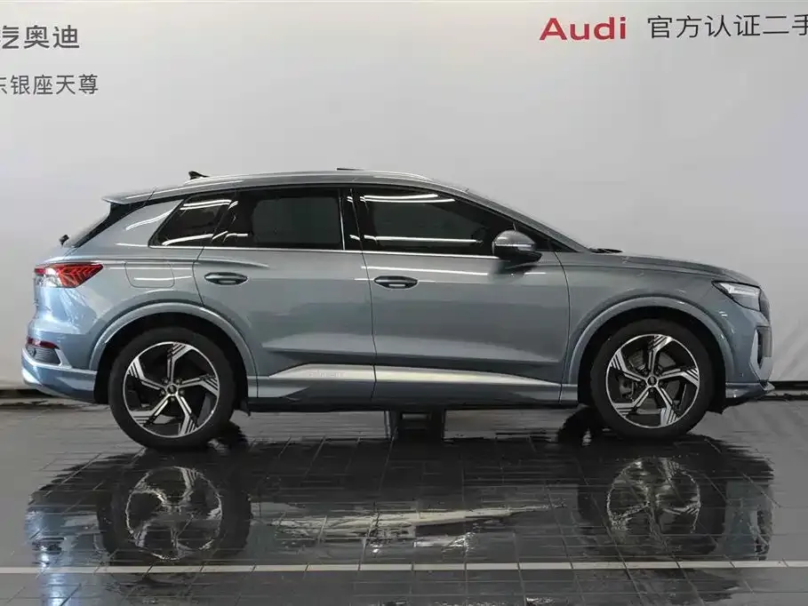 Audi Q4 e-tron — фото 7