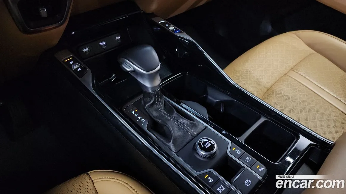 Kia Sorento — фото 9