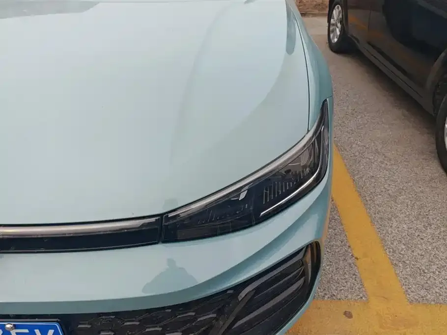 Volkswagen Passat — фото 7