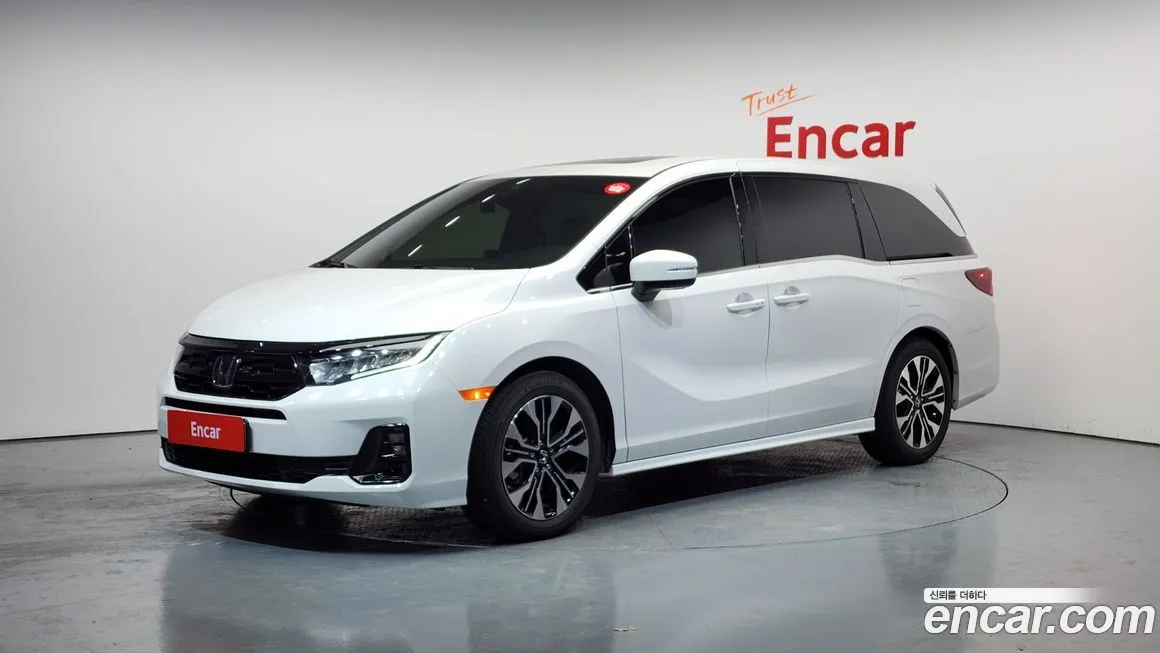 Honda Odyssey — фото 1